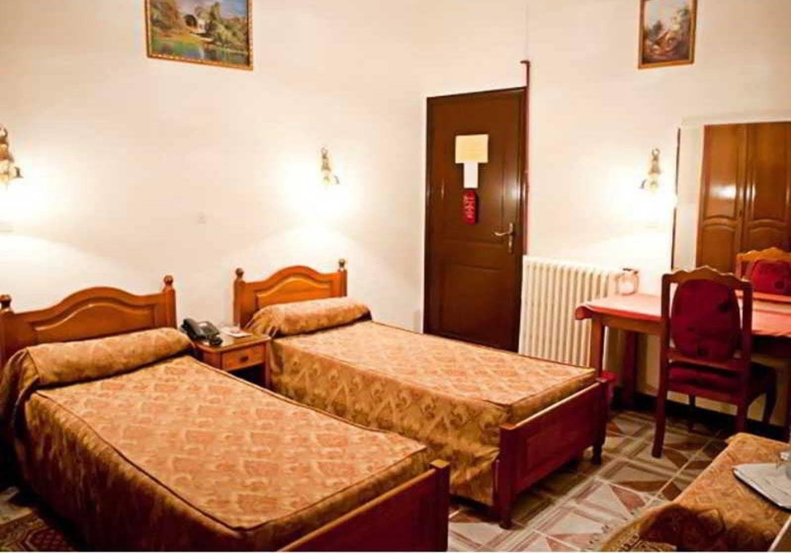 Hotel Suisse Algiers Zewnętrze zdjęcie