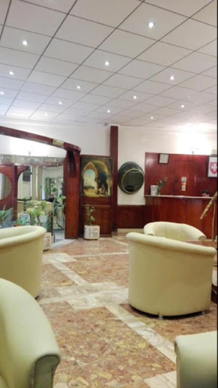 Hotel Suisse Algiers Zewnętrze zdjęcie