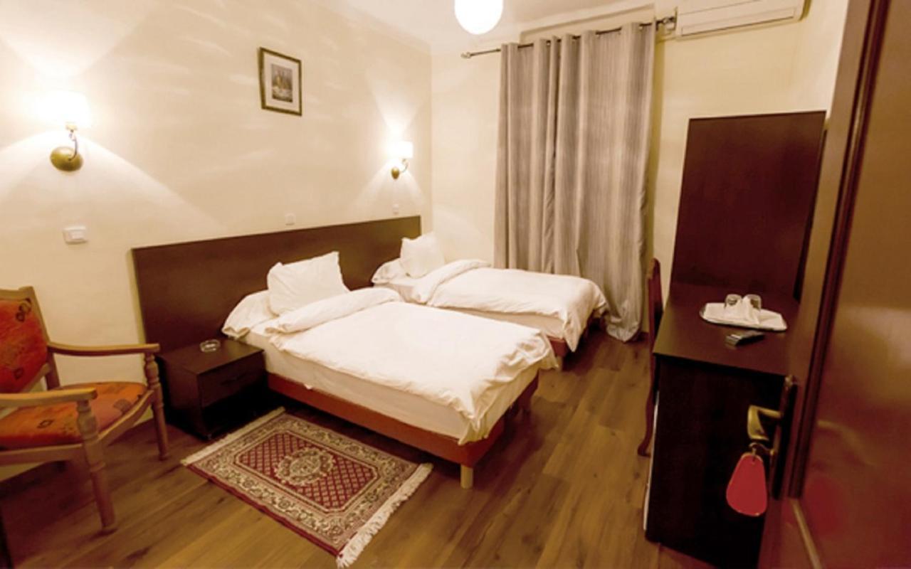 Hotel Suisse Algiers Zewnętrze zdjęcie