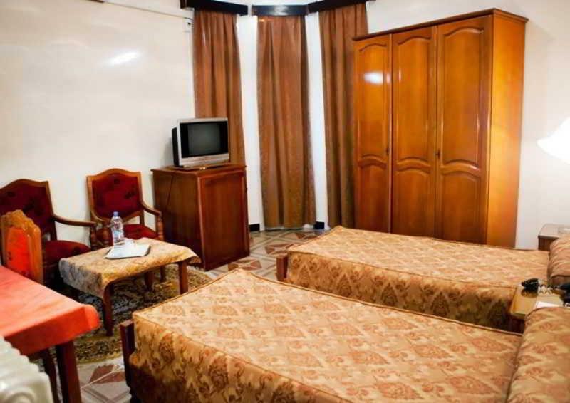 Hotel Suisse Algiers Zewnętrze zdjęcie
